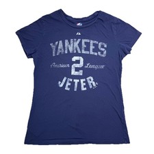 Derek Jeter 2 New York Yankees T-Shirt Short Sleeve Womens L Navy Baseball 2010