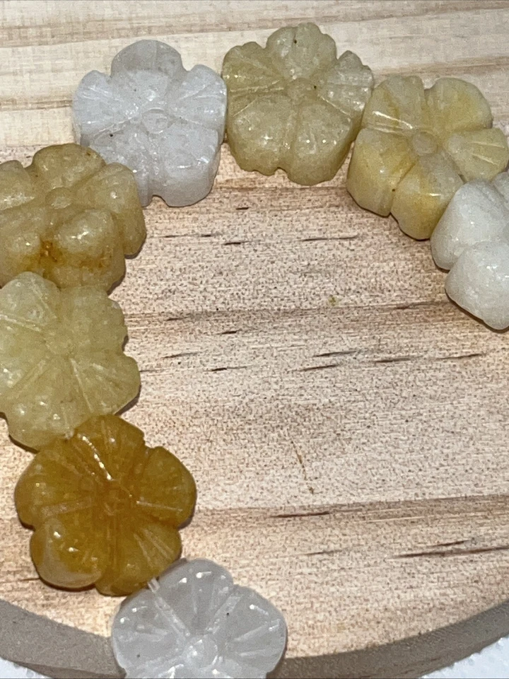 Alter Topas Jade Perlen Blumen Blüten Mit Loch 16Stück 13mm Edelstein Kristall - Bild 3 von 4