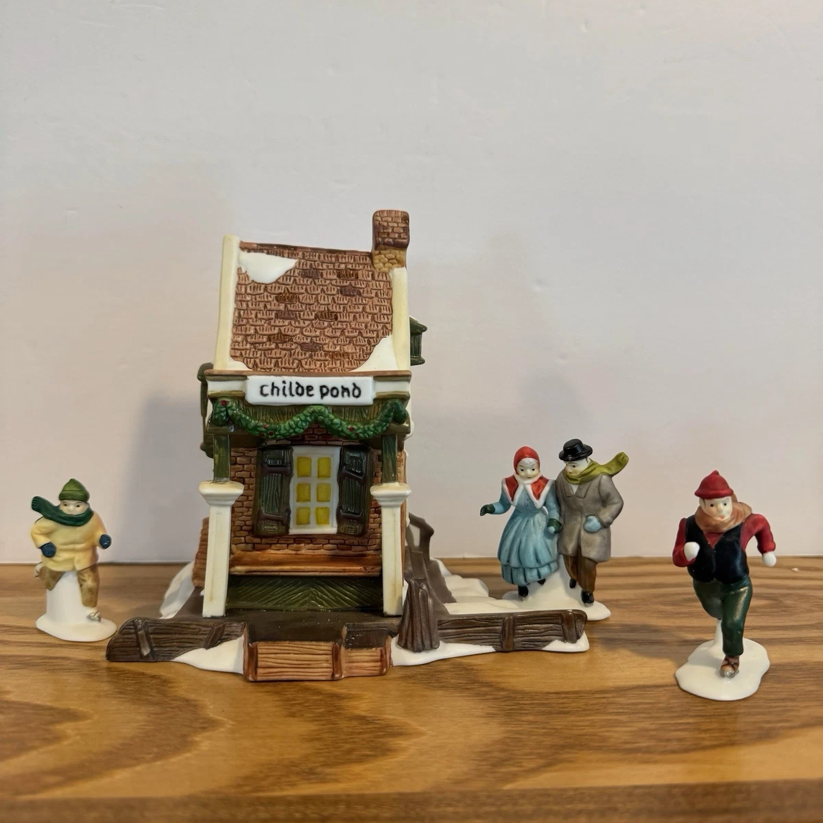 Department 56 Heritage Village Collectible Villages & Houses for