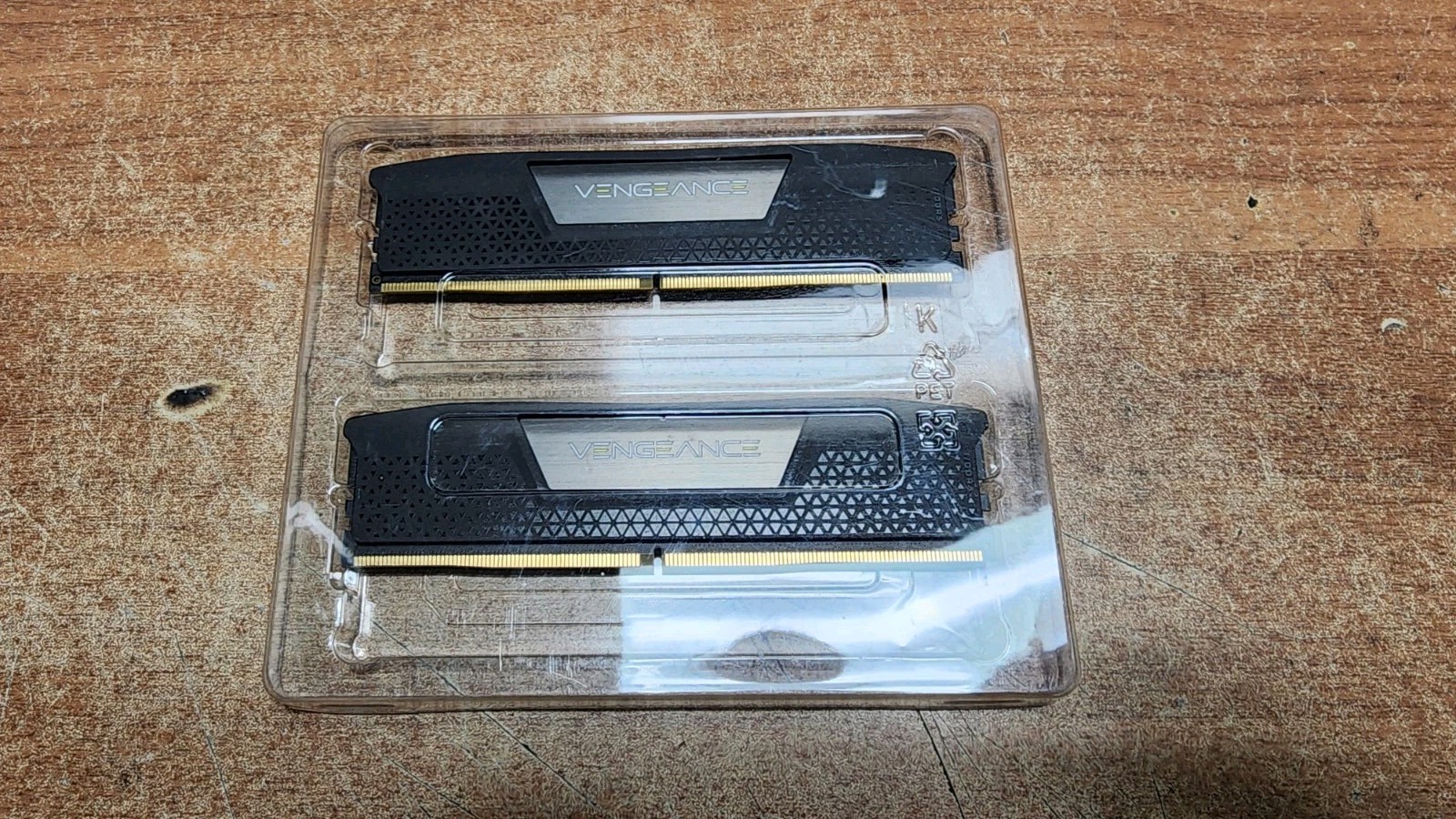 CORSAIR Vengeance 32GB (2x16GB) CL30 DDR5 6000 (PC5 48000) Desktop Memory Ram
