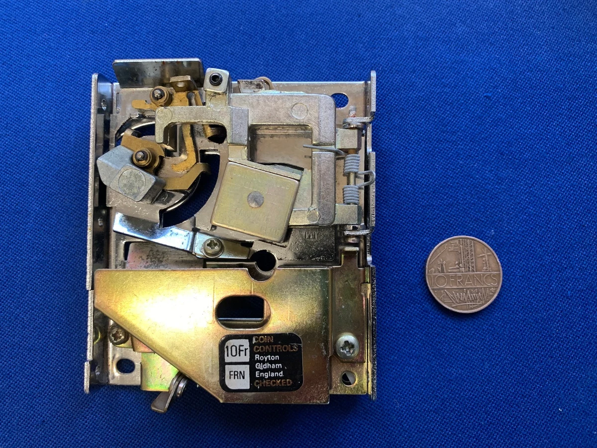 Monnayeur électronique comestero rm5 évolution flipper arcade punching Monnayeur électronique comestero rm5 évolution flipper arcade punching