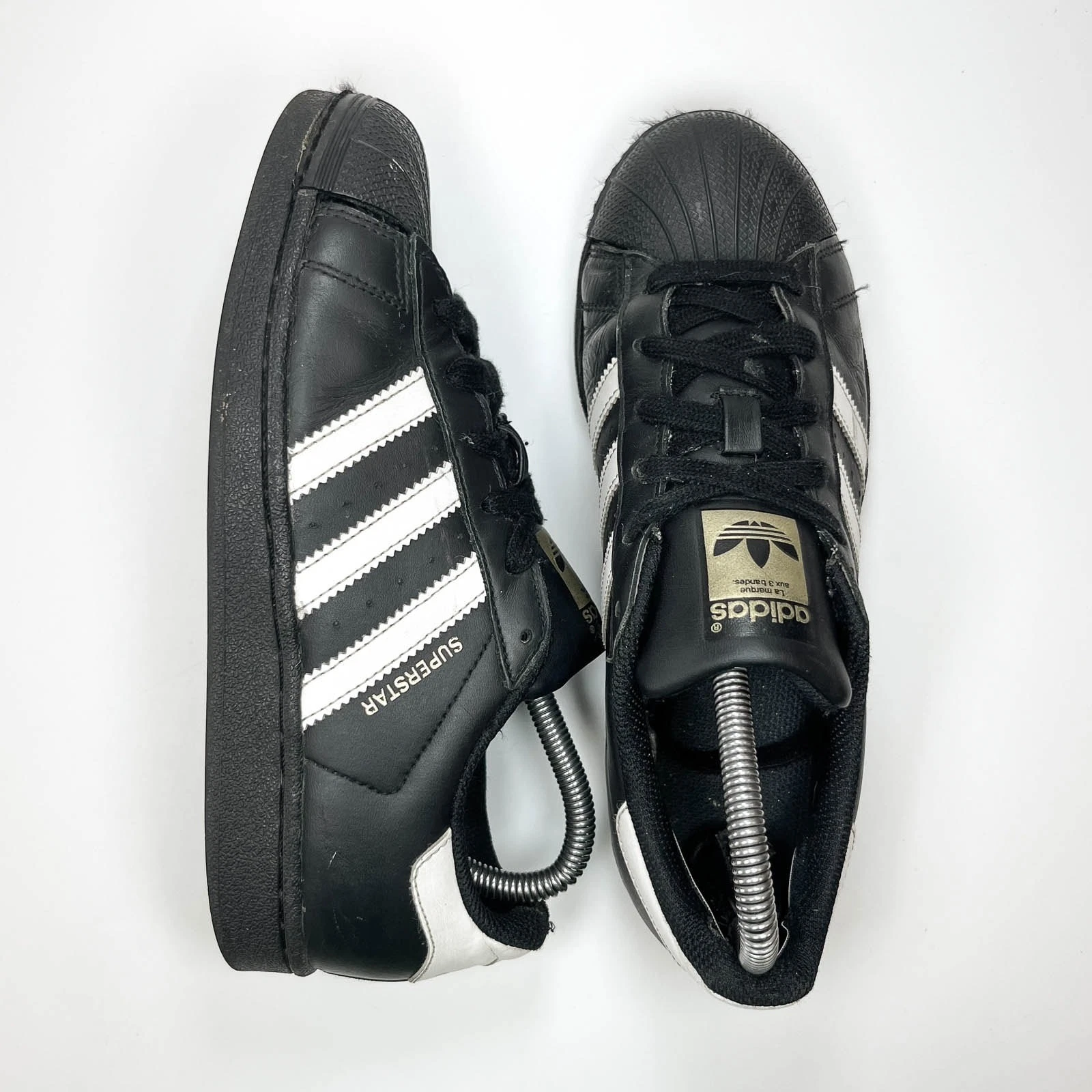 Adidas Superstar nere bianche UK TAGLIA 4 5