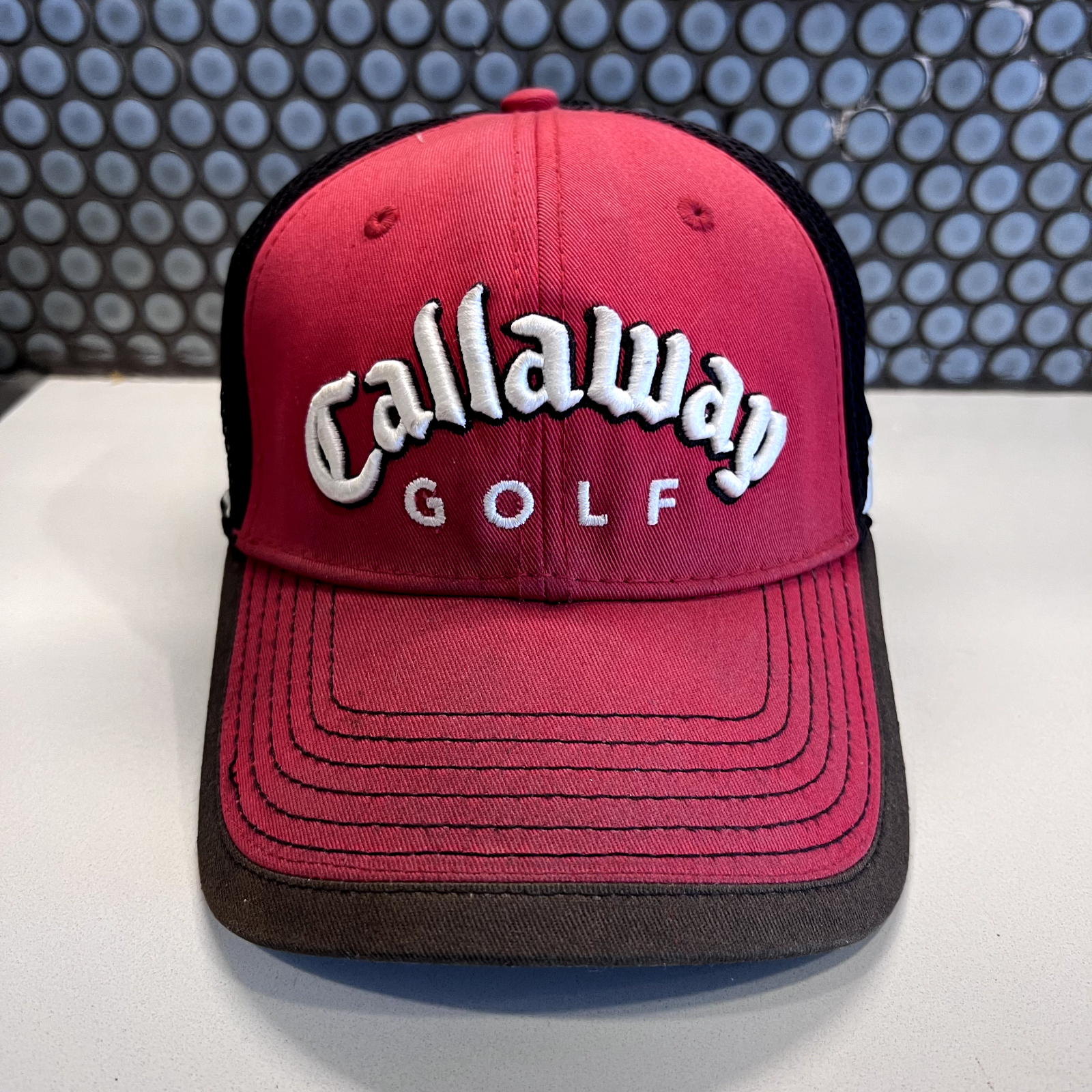 Callaway Hat Cap Strap Back Red Black Golf Golfer Casual Mens Golfing