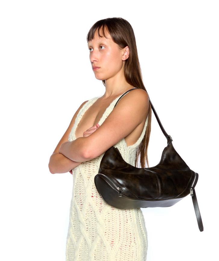 【関税込み】OSOI ブラウン ラージ Cargo バッグ Brown Cargo Bag by OSOI on Sale