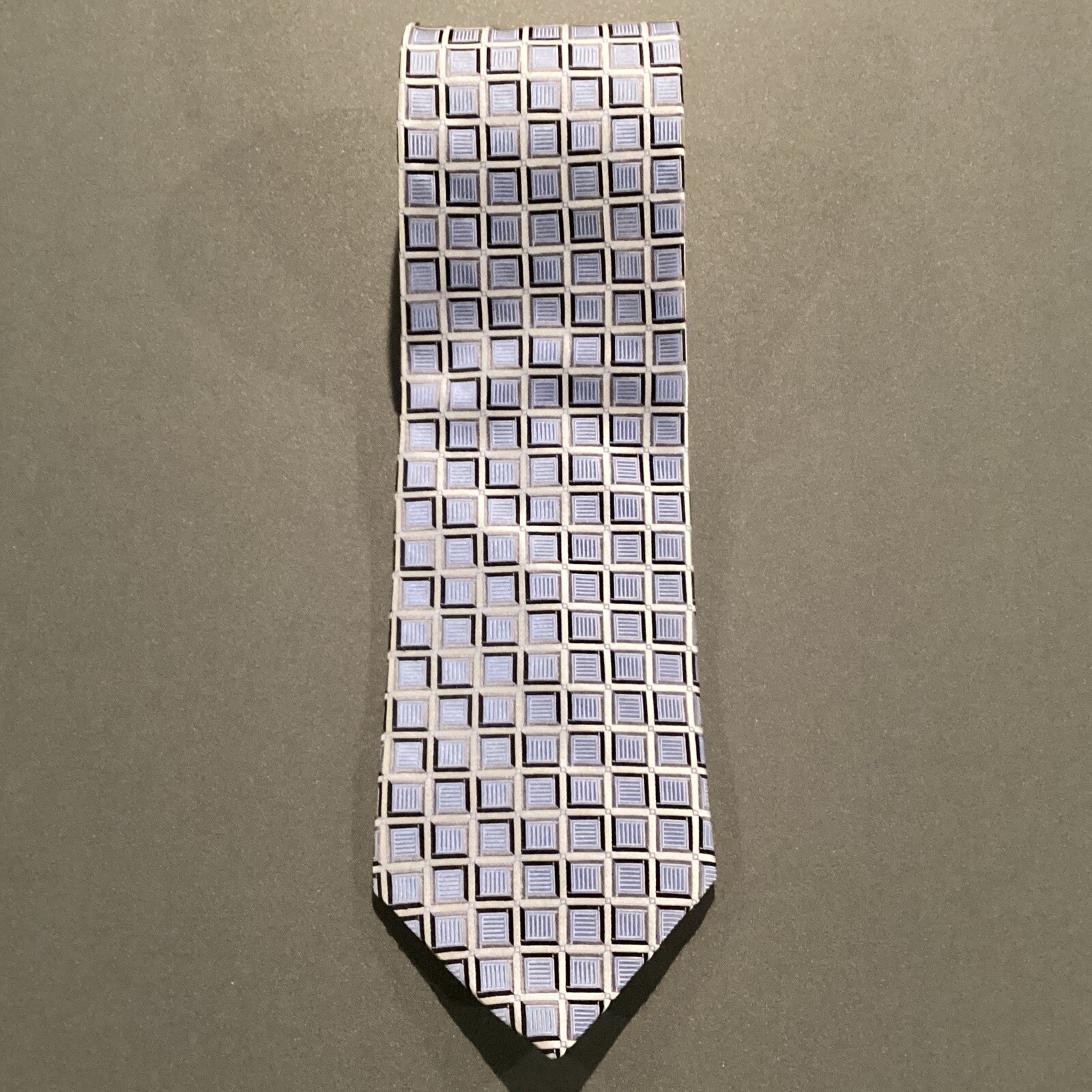 Bruno Piattelli Roma Extra Long Neck Tie 100% Silk Geometric