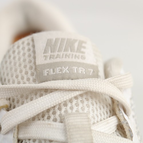 Nike Womens Flex Experience Running Shoe Size 7.5 White Gray Trainer Sneaker - Picture 4 of 12