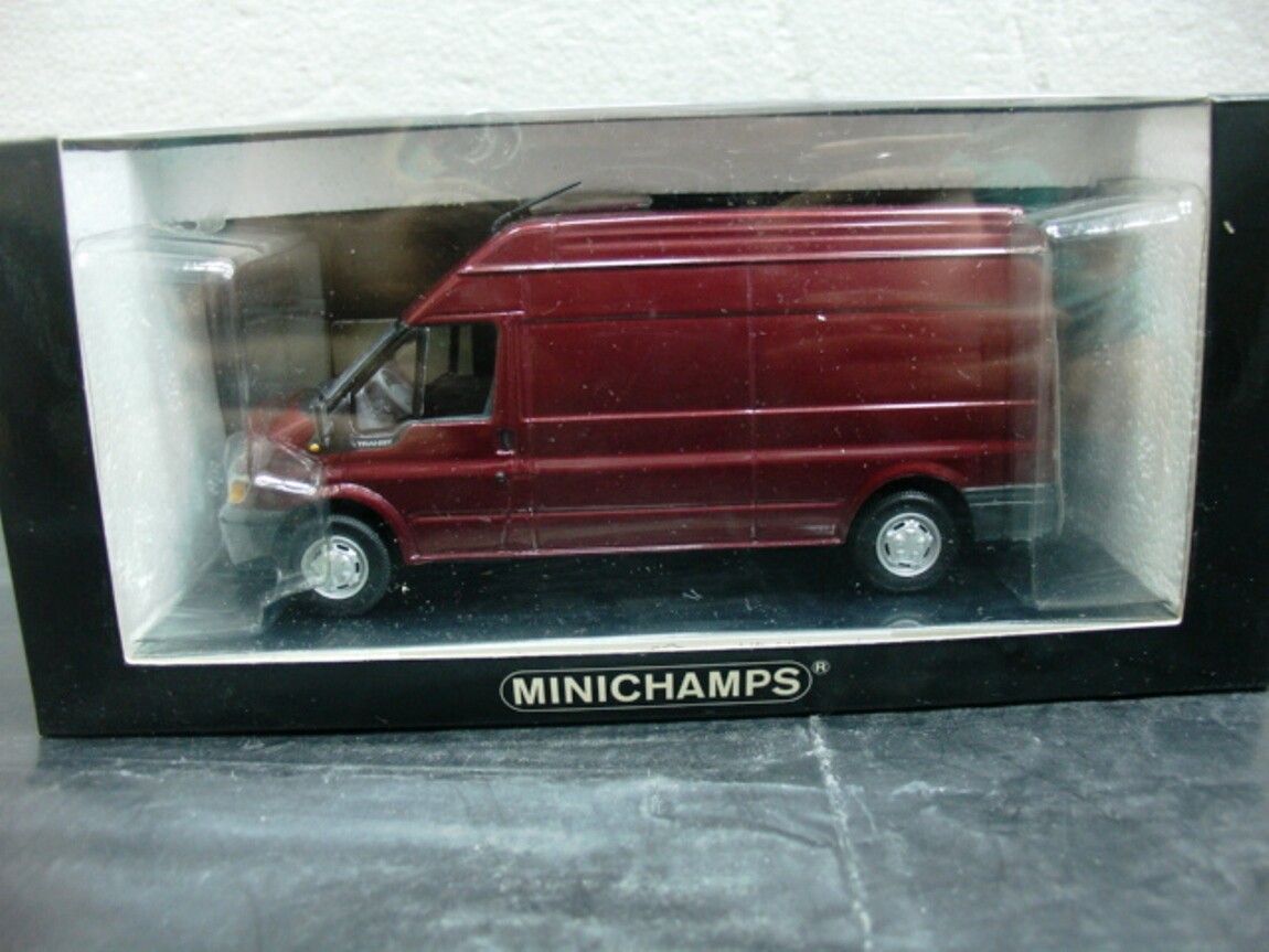 WOW EXTREMELY RARE Ford Transit 2.2L TD LWB Van 2001 Salsa 1:43