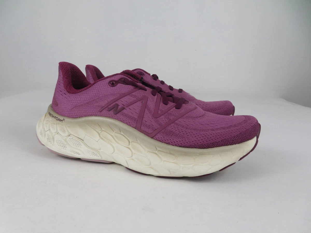 New Balance Fresh Foam x More v4 Womens 9 B Shoes Purple Running 
