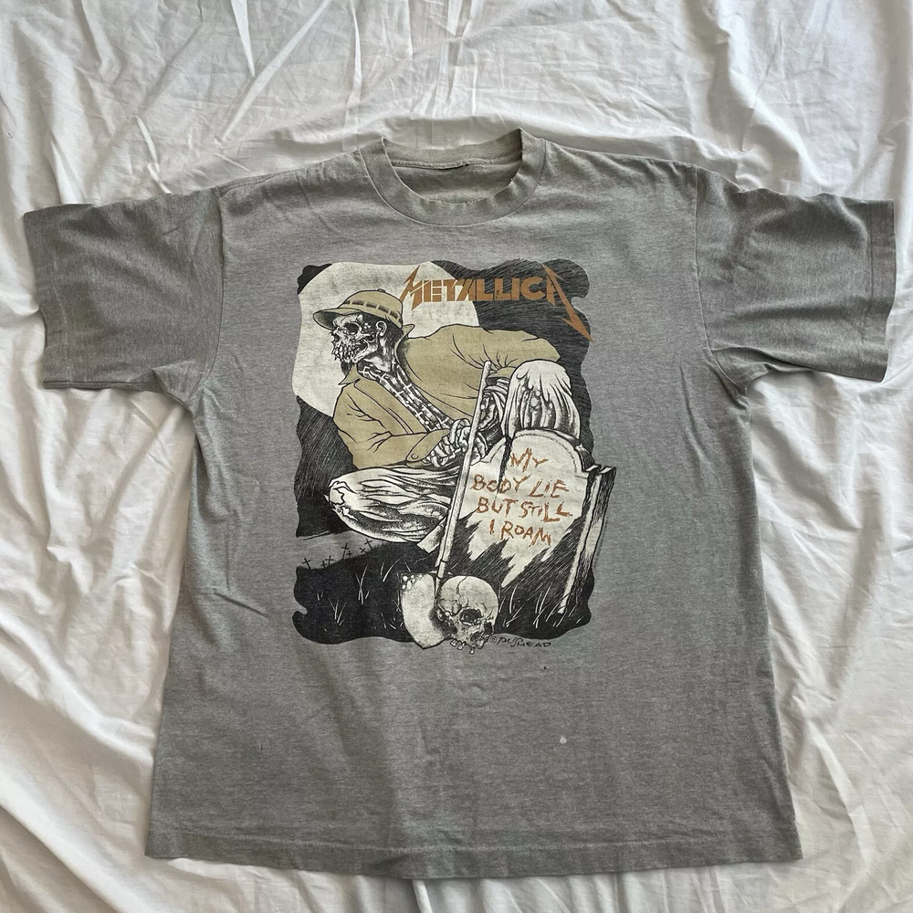Vintage Metallica Wherever I May Roam Graphic Tee