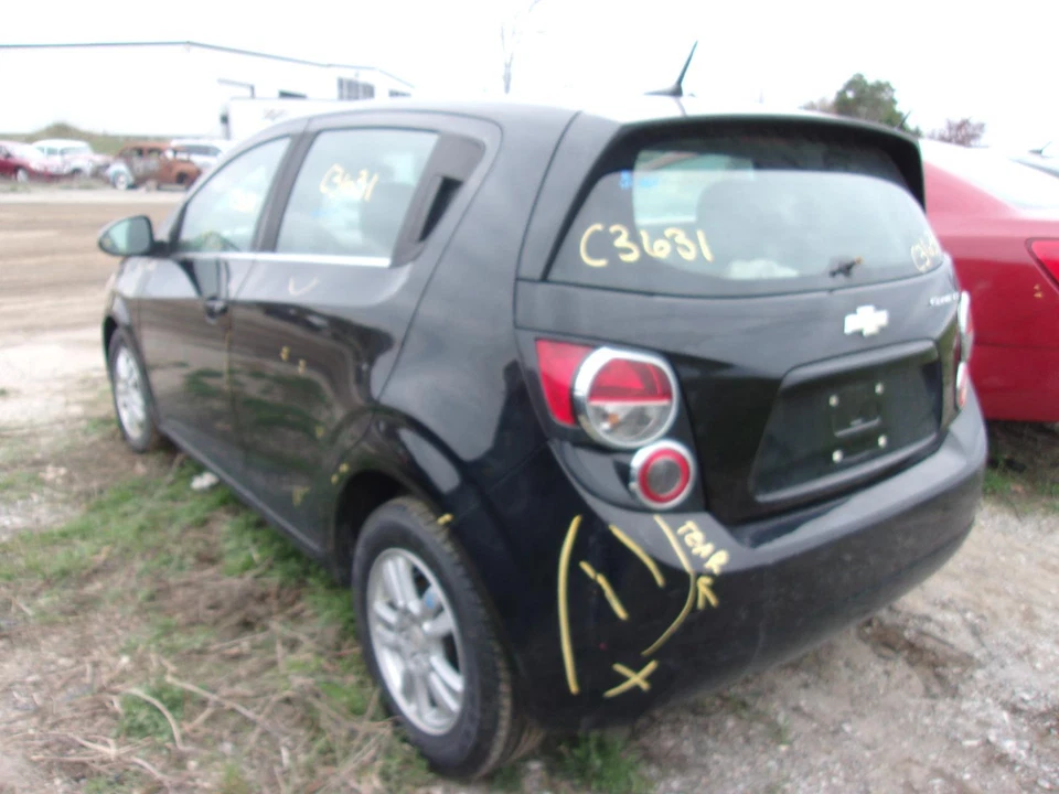 Used Seat Rear fits: 2012 Chevrolet Sonic  Grade A Foto 3 de 4