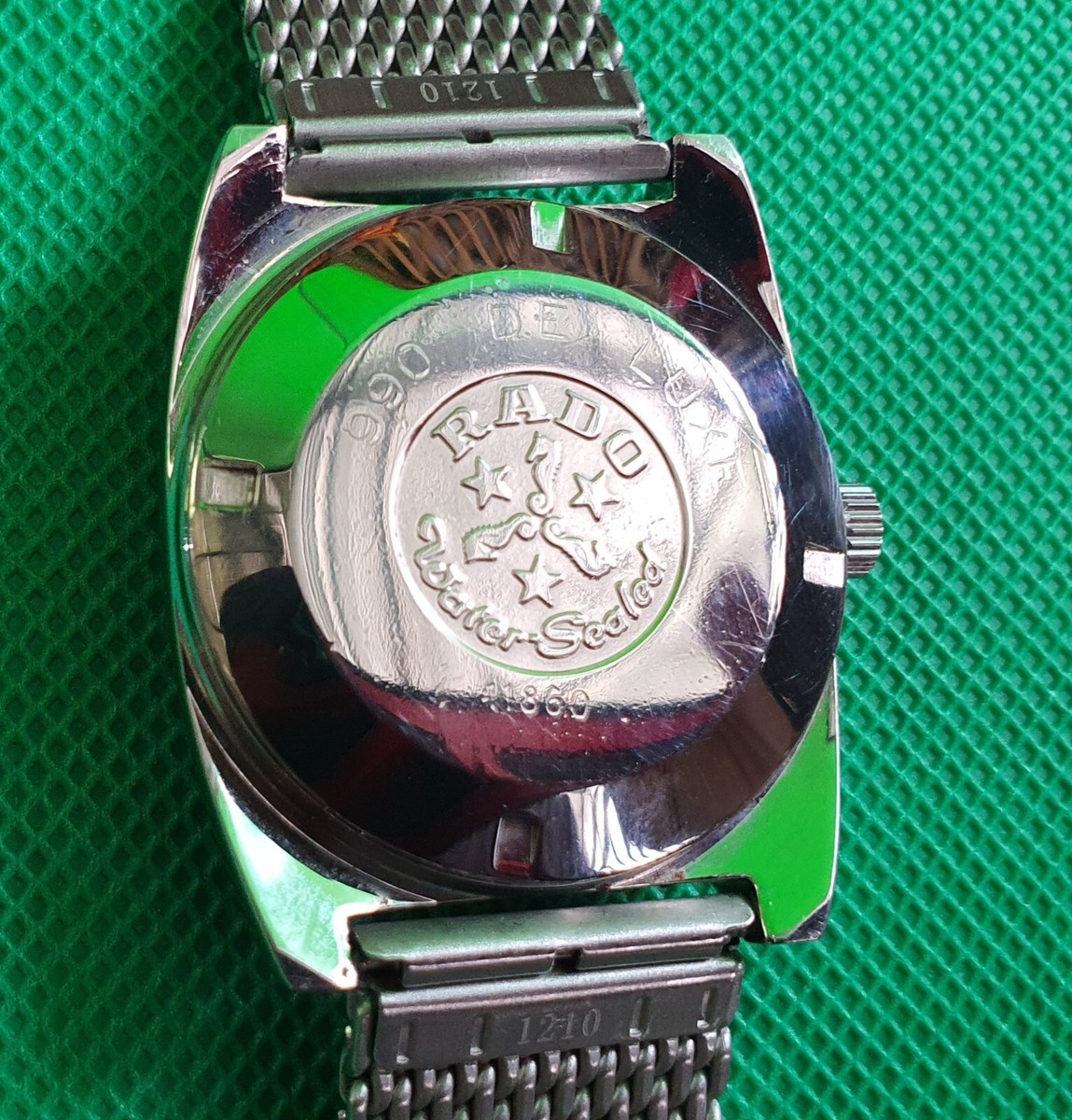 Vintage RADO 990 DELUXE 25 Jewels ROTOMATIC Watch Authentic