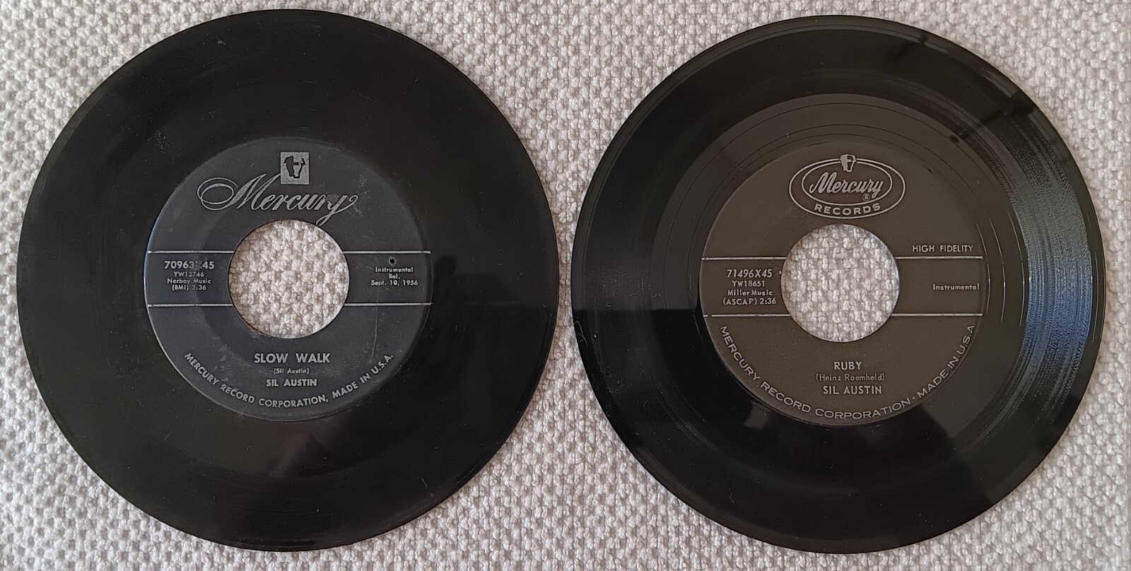 2X)-Sil Austin Records, 45rpm, Mercury 70963X45 & 71496X45