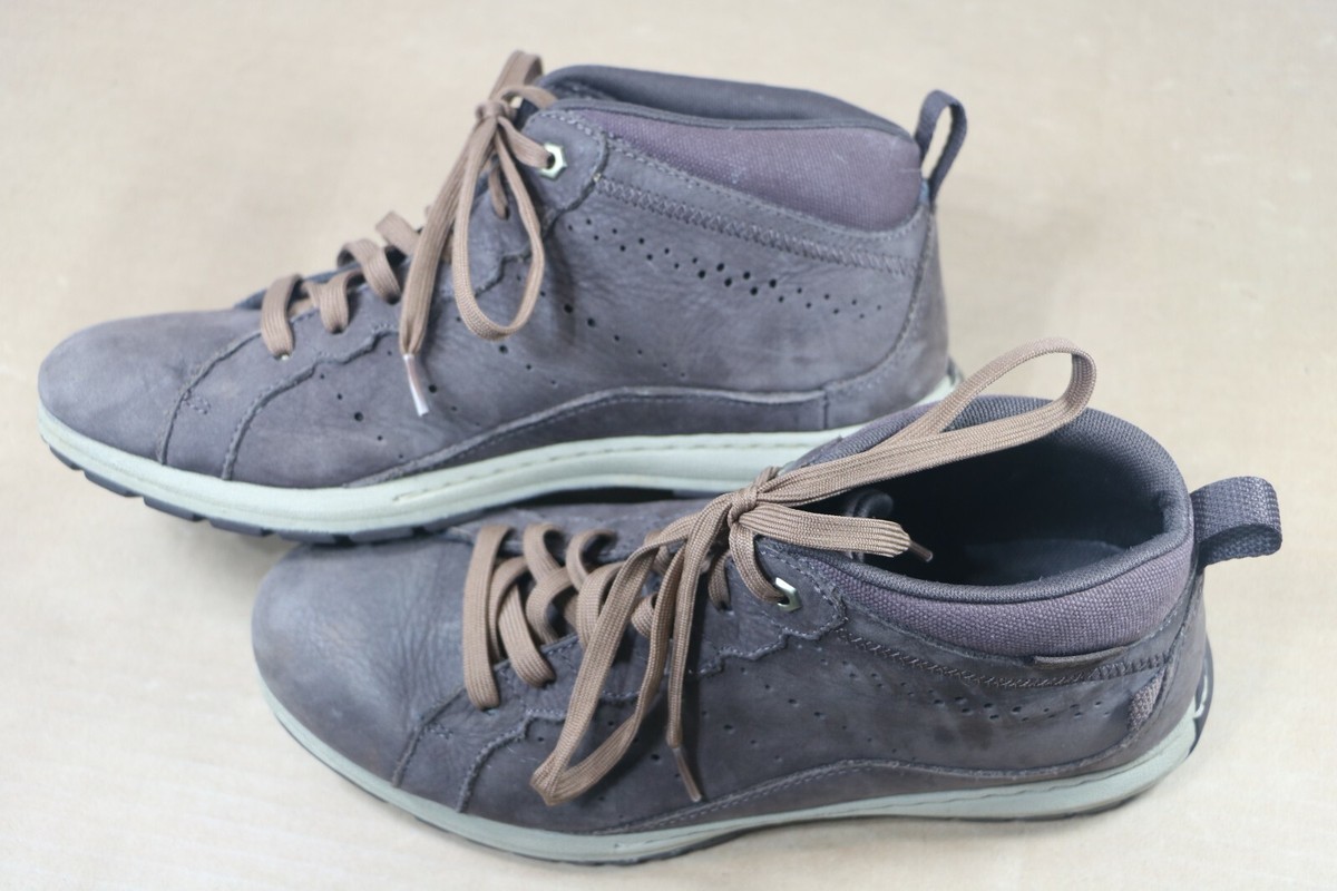 Boots Brookline Chukka en cuir Crazy Horse en Marron Foncé | Dr. Martens