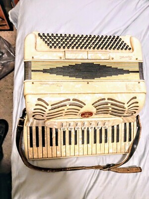 4941 WHITE PEARL STRADAVARI SPINET PIANO ACCORDION LMH 41 120 | eBay