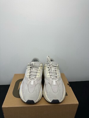 Adidas Yeezy Boost 700 Analog Low Kanye West Men s Size 9.5 Used Sneakers