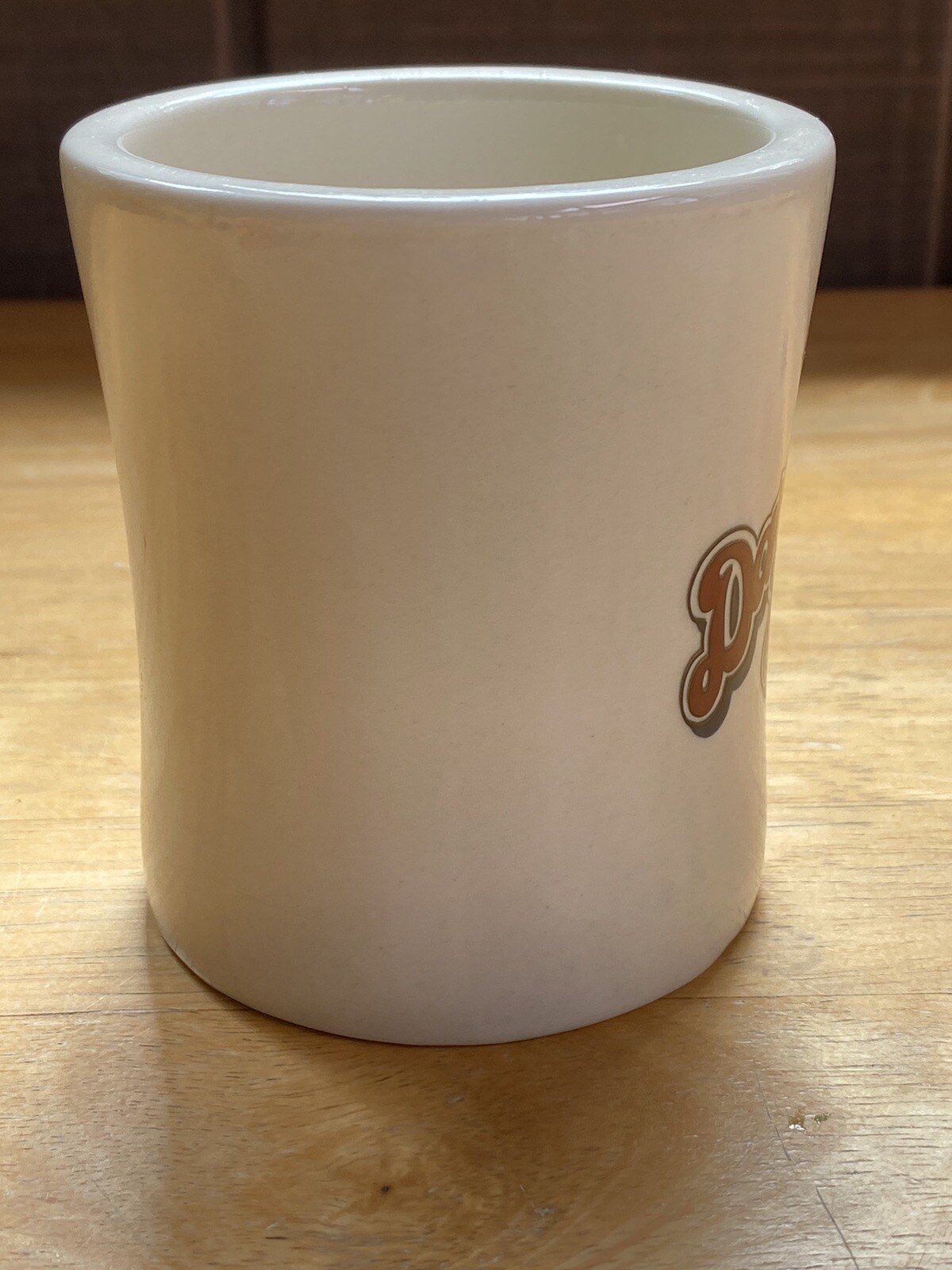 Dave & Buster's Coffee Mug Souvenir Vintage Logo 10 Oz