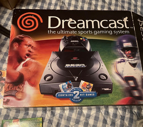 SEGA DREAMCAST Black sports edition complete in Box Bundle Gamin System