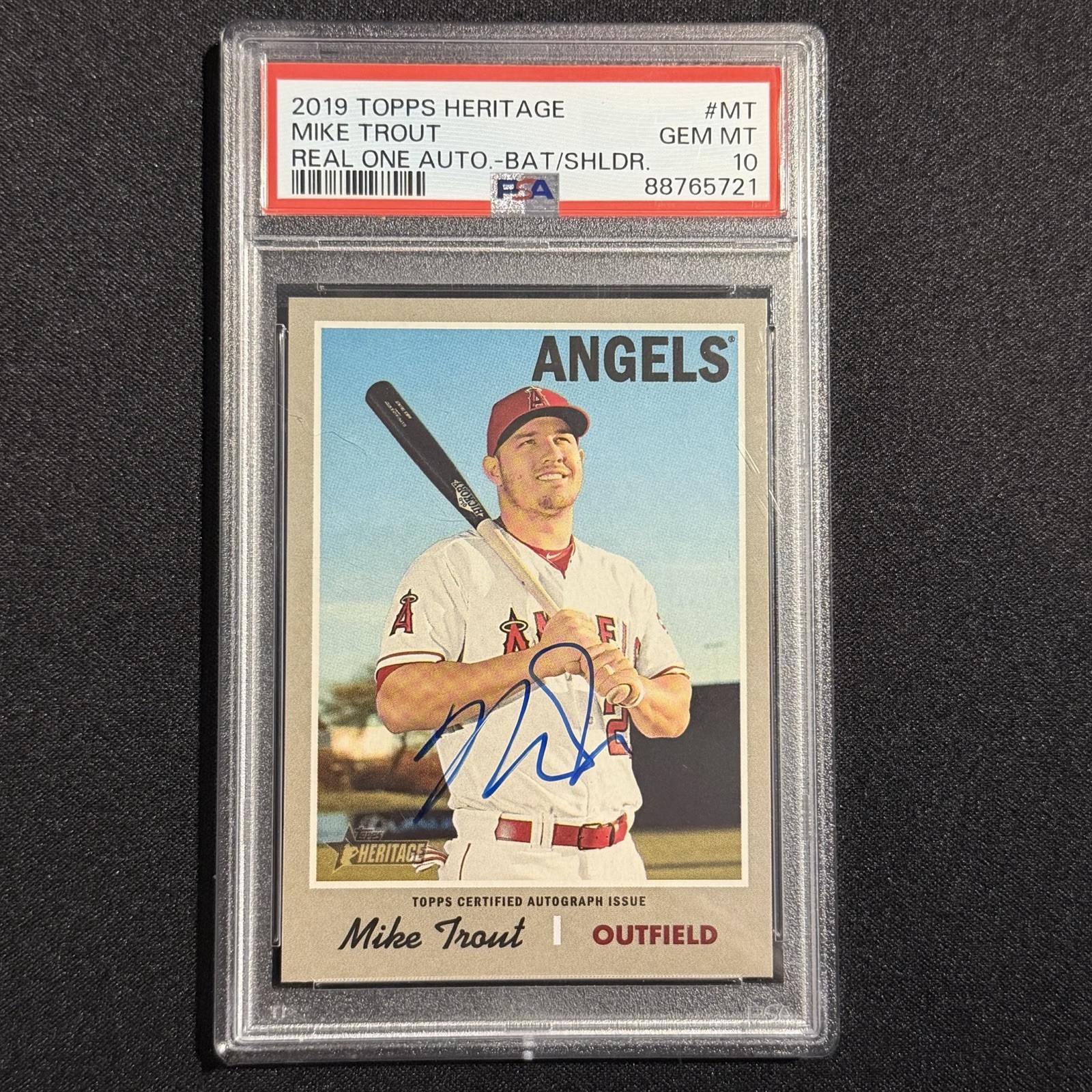 Mike Trout #MT Baseball Cards 2019 Topps Heritage Real One Autographs trading card — raw and PSA graded price guide