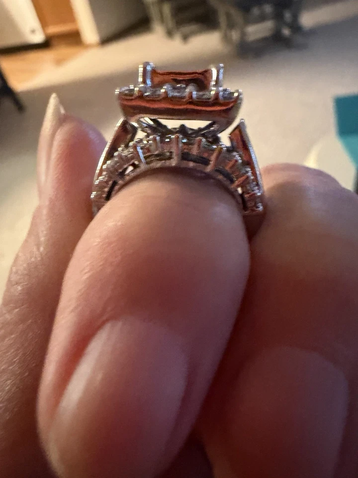 14kt White Gold 2.98 Carat Natural Diamond Ring - Image 4 of 4