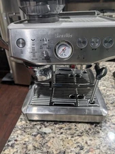Breville Barista Express Impress Espresso Machine - BES876BSS1BNA1 (Silver)