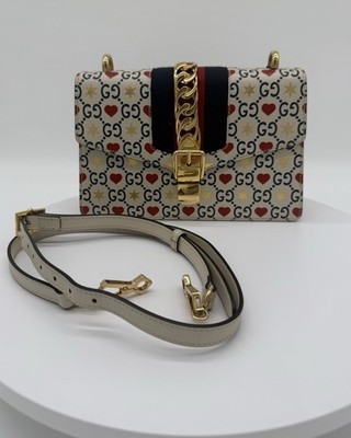 GUCCI LIMITED EDITION IVORY CALFSKIN EXCLUSIVE SYLVIE BAG WITH SHOULDER STRAP