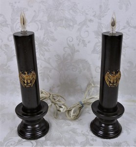 Vintage-Mid-Century-Porcelain-Eagle-Electric-Window-Sill-Candles-14-034