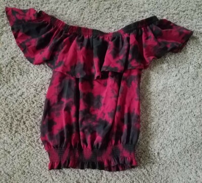 No Boundaries Off Shoulder Top, Size XS