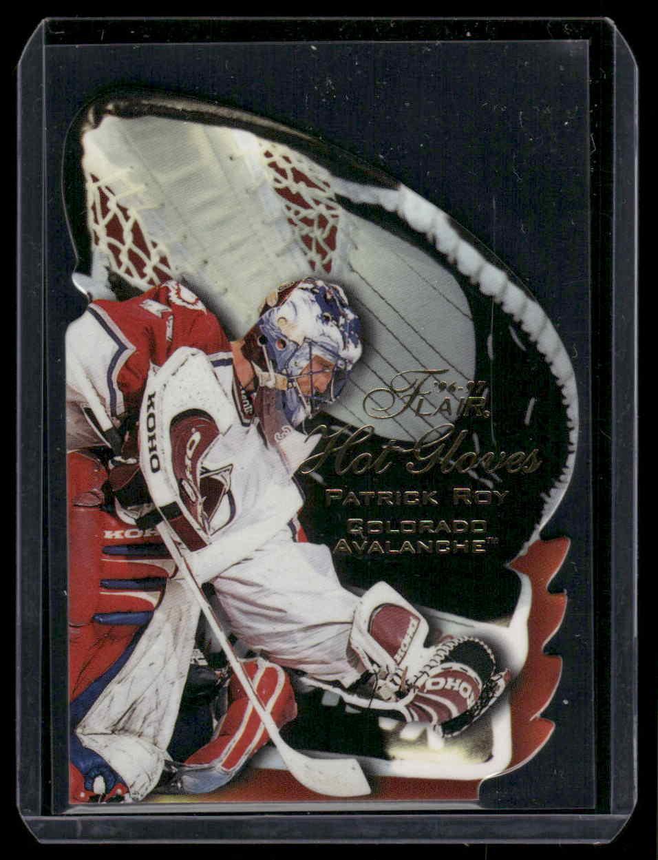 1996-97 Flair #10 Patrick Roy Hot Gloves