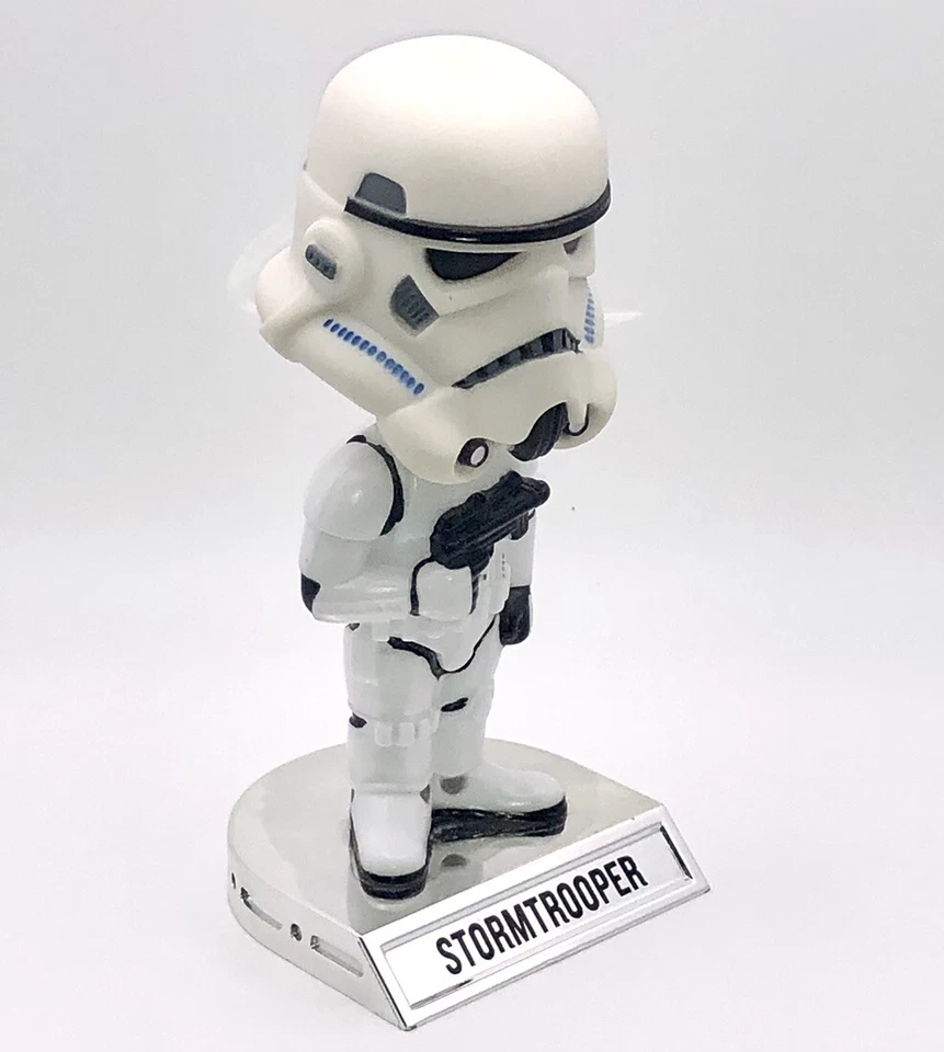 Star Wars 2009 Stormtrooper Funko Wacky Wobbler Raro Persecución Metálica. Sin caja Foto 2 de 4