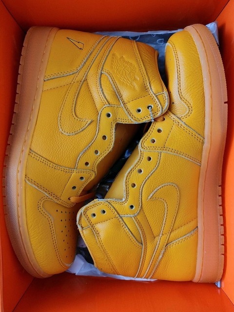 Size 10.5 - Jordan 1 Retro High OG G8RD 