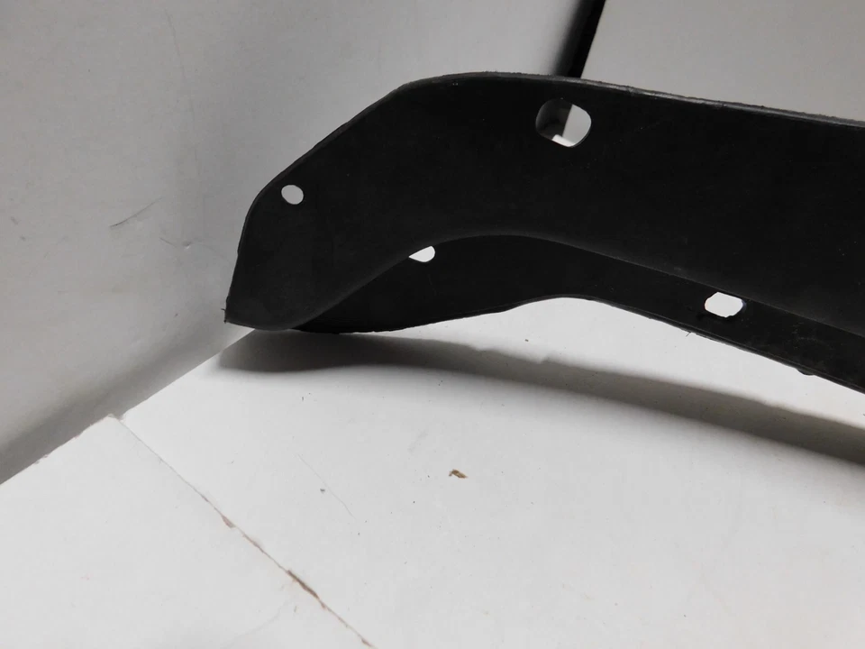 15642228 1985-94 CHEV ASTRO GMC SAFARI FRT FENDER EXTENSÃO INTERNA DA CASA DO LEME - Imagem 3 de 4