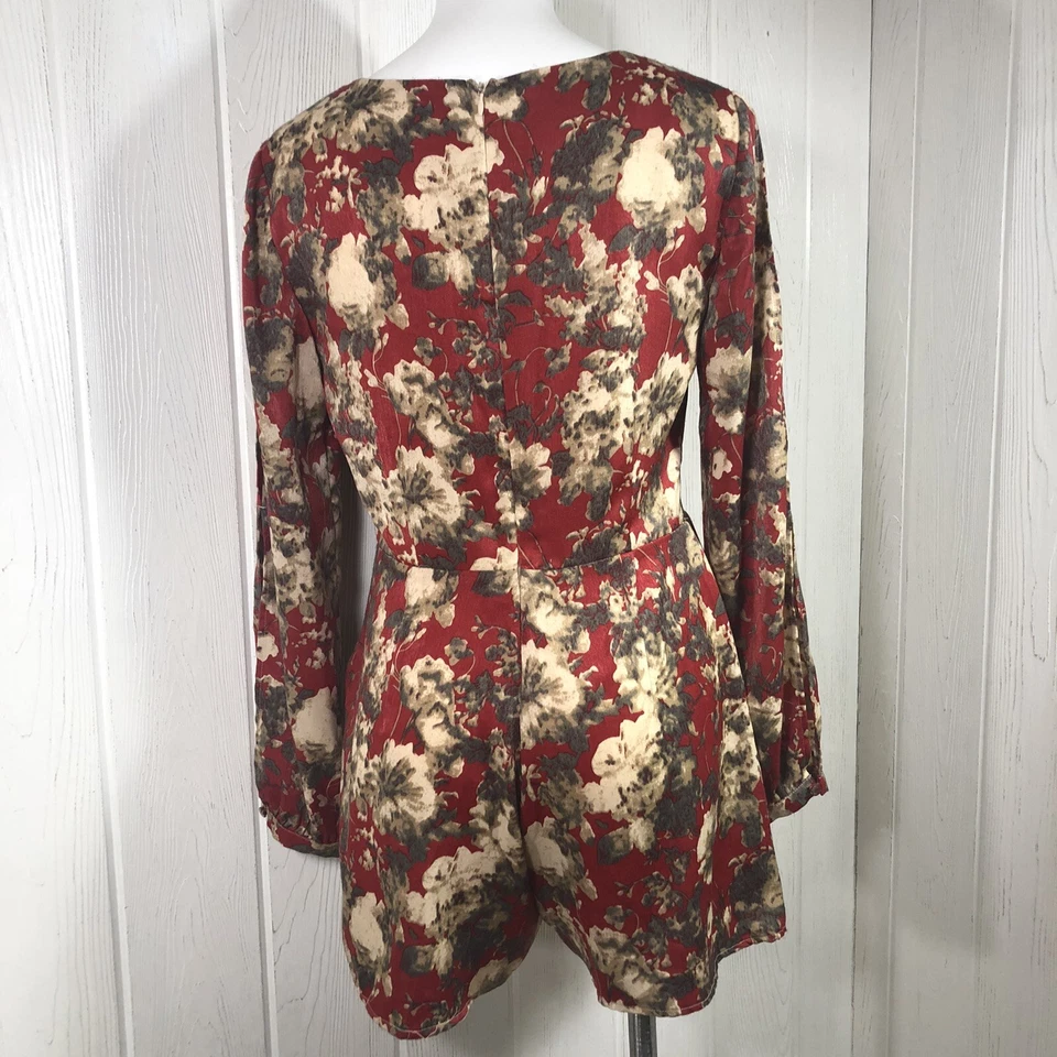 Ark & Co Shorts Romper Large Red Tan Floral Split Long Sleeves - Image 3 of 4