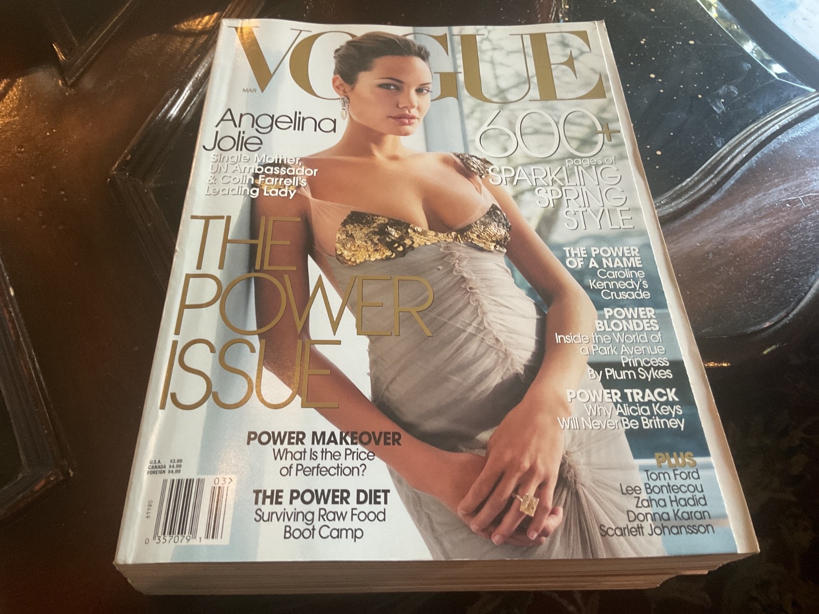 Vogue Magazine March 2004, Angelina Jolie, Excellent  To New