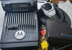 Motorola XTL2500 VHF 110 watt  W/ New accessories
