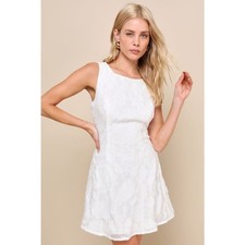 Lulus Exquisite Moments White Floral Jacquard Sleeveless Mini Dress Small NWT
