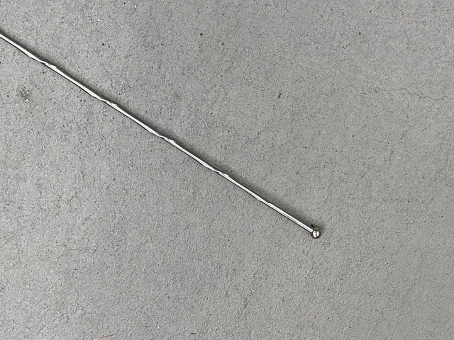 Mástil de antena de radio Dodge Ram 2010-18 OEM 56038725AC Foto 3 de 4