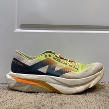 New Balance FuelCell SuperComp Elite V3 Bright Mint for Sale  display picture 1