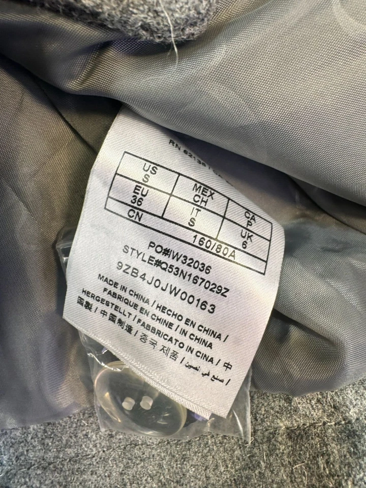 Casaco feminino Guess com peito duplo Preppy Academia mistura de lã cinza tamanho P/P - Imagem 3 de 4