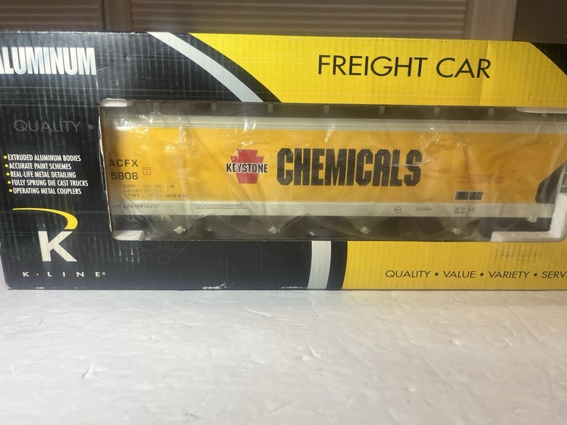 K-line/Lionel K6244-8014 Keystone Extruded Aluminum 4-Bay Hopper.
