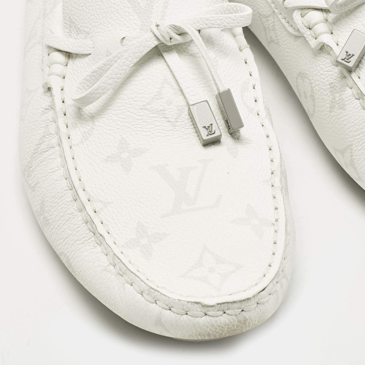 Louis Vuitton White Monogram Antarctica Leather LV Driver Mocassin