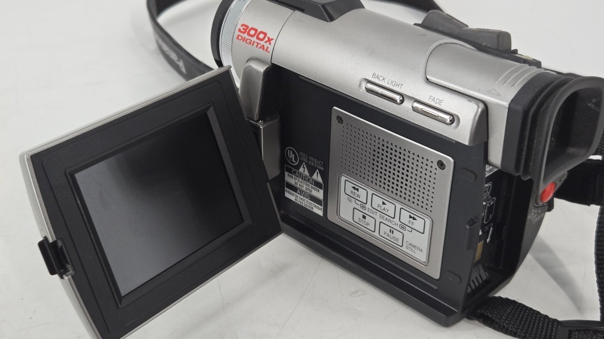 Panasonic PV-DV910 DIGITAL PALMCORDER - Camera Only | eBay