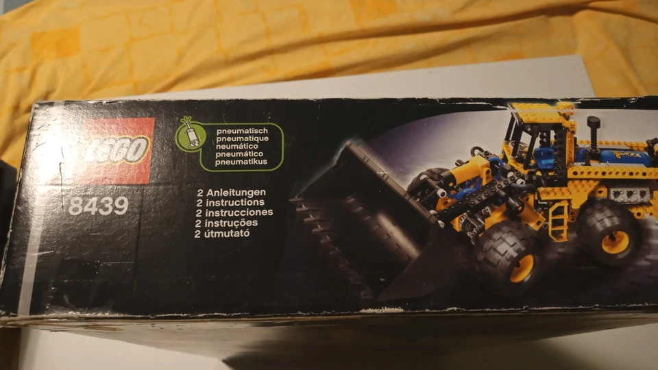 LEGO Technic 8439 Radlader Bagger Pneumatik komplett - TOP - Bild 3 von 4