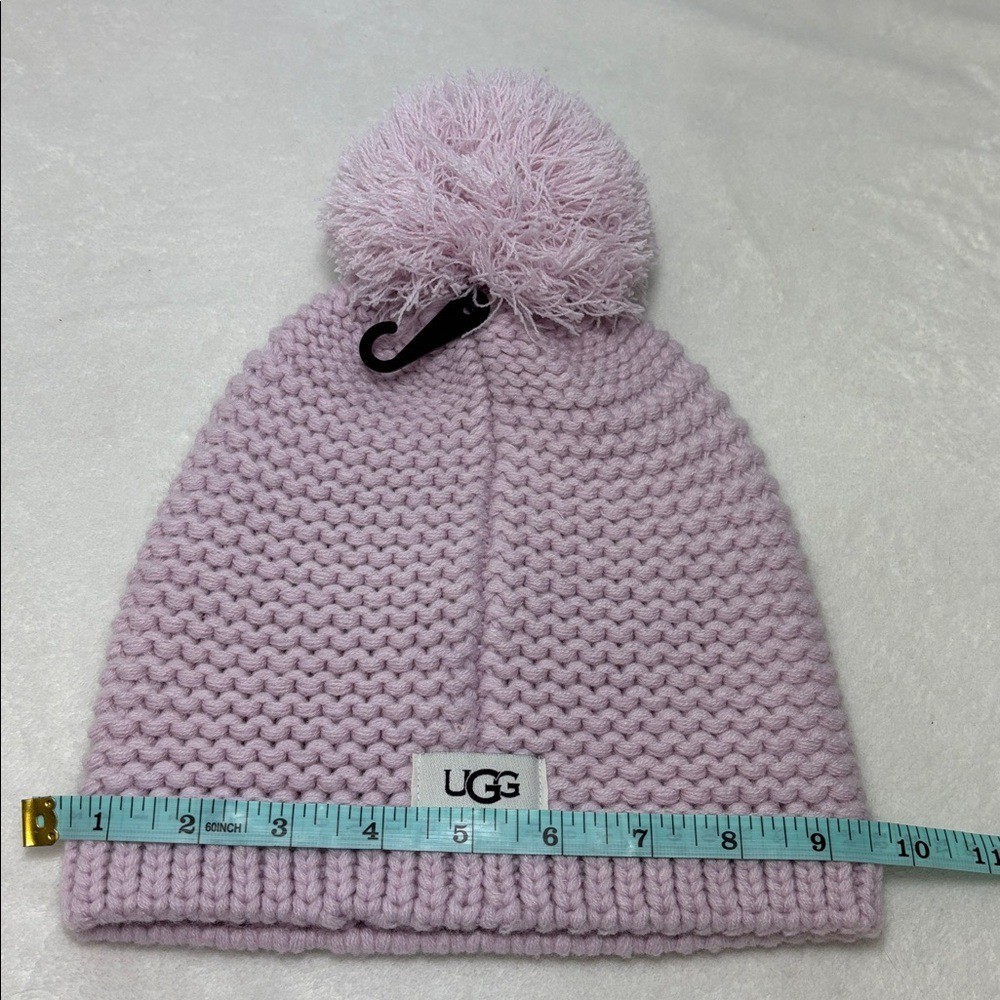 UGG Chunky Crystal Pink Knit Beanie with Pom-Pom O/S | eBay display picture 2