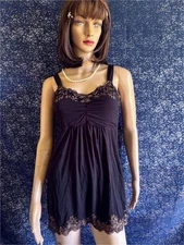 SOMA BLACK SLEEPWEAR CAMISOLE SZ MEDIUM