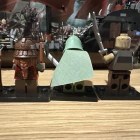 Authentic LEGO Lord of the Rings Pirate Ship Ambush 79008