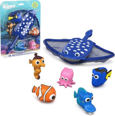 SwimWays Disney's Finding Dory Mr. Ray's Dive and Catch Game, Water Toy, Outdoor