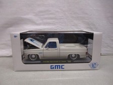 M2 1976 GMC Sierra Grande 15 Custom 1/24 White