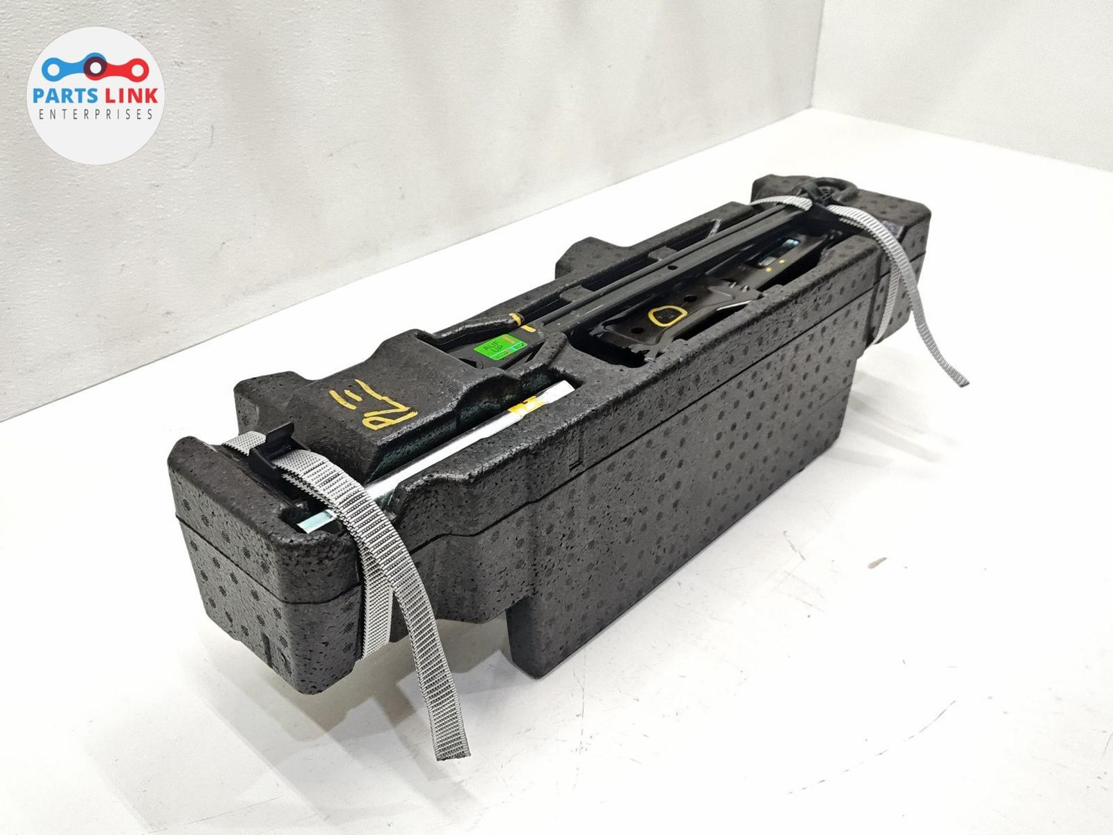 Bentley Bentayga Speed 2017-2020 Rear Tool