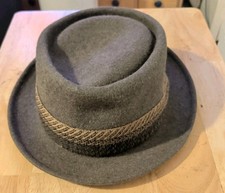Vintage Mid Century Mallory Men's Olive Green Wool Felt Stingy Fedora 7