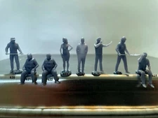 1:64 Figures  - Resin / unpainted -great for Dioramas #151 Miniature People